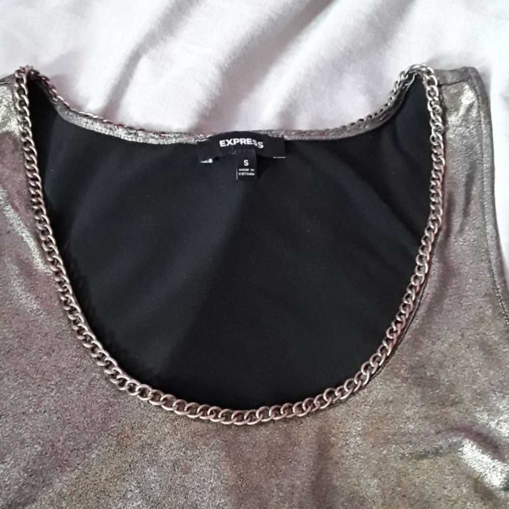 Express S top. - Picture 2 of 3